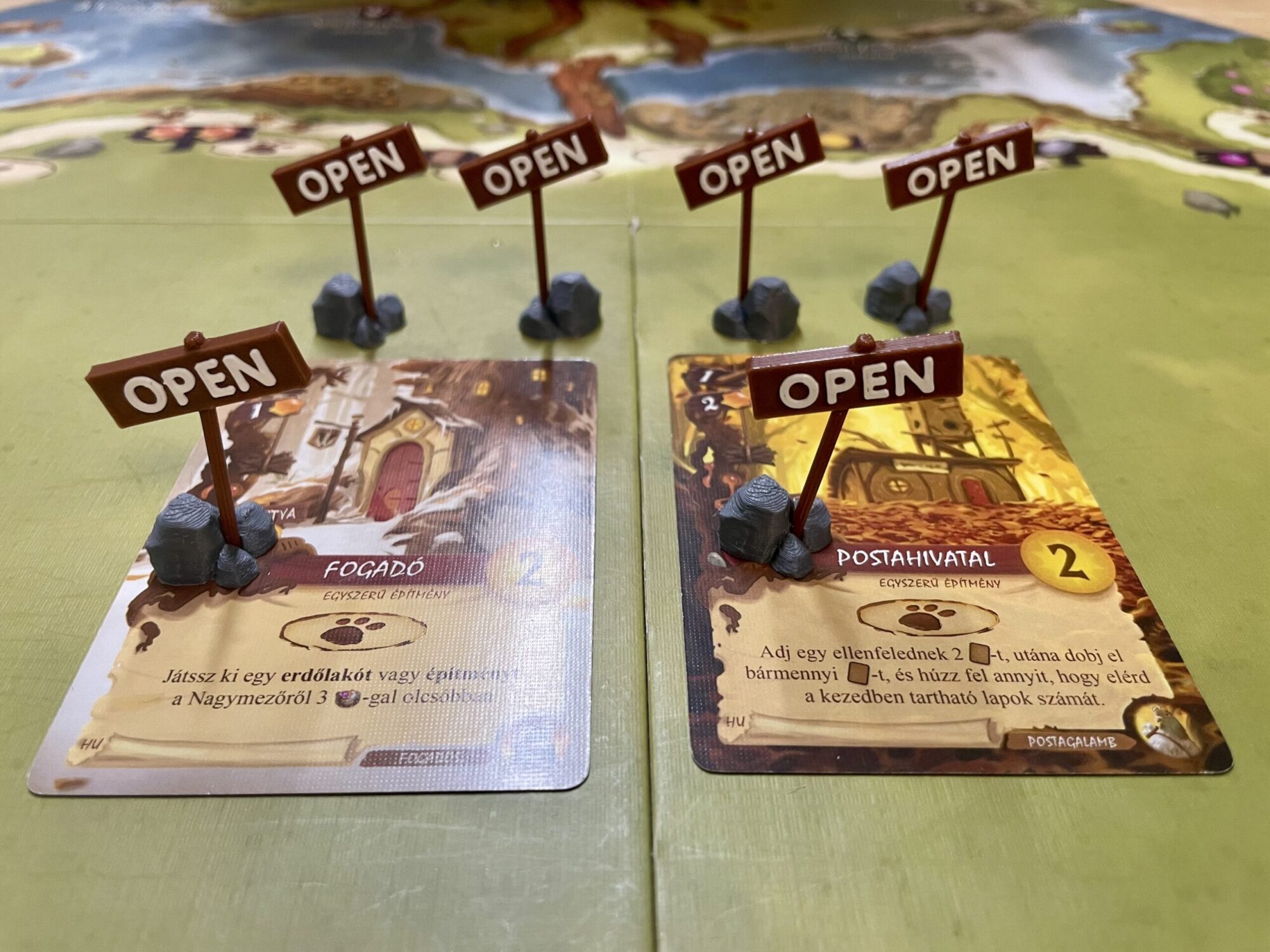 everdell nyitva/open táblák
